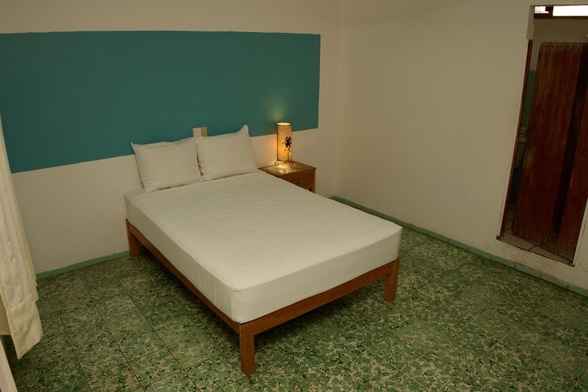 Hotel San Lorenzo Barra de Navidad Buitenkant foto