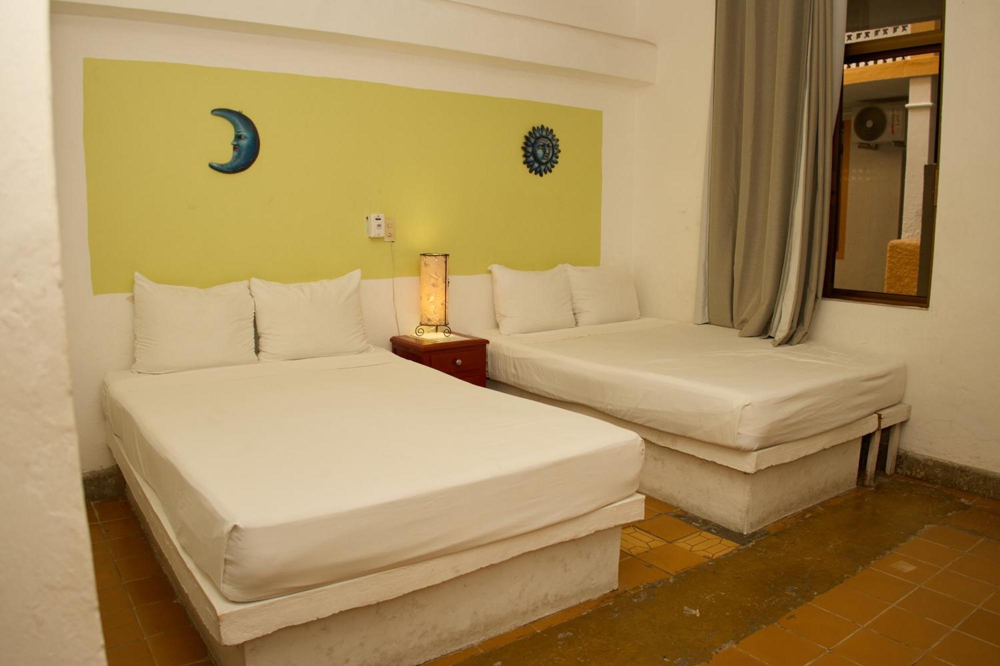 Hotel San Lorenzo Barra de Navidad Buitenkant foto