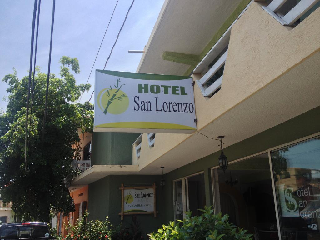 Hotel San Lorenzo Barra de Navidad Buitenkant foto