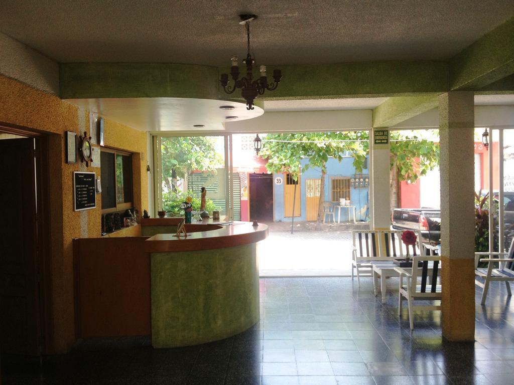 Hotel San Lorenzo Barra de Navidad Buitenkant foto
