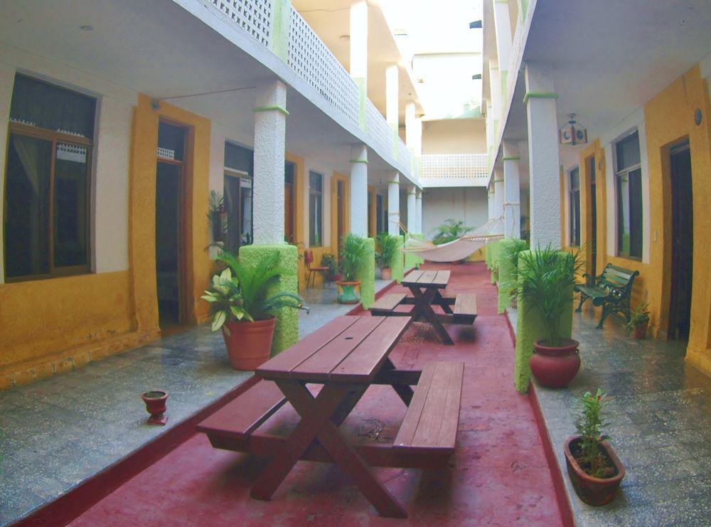Hotel San Lorenzo Barra de Navidad Buitenkant foto