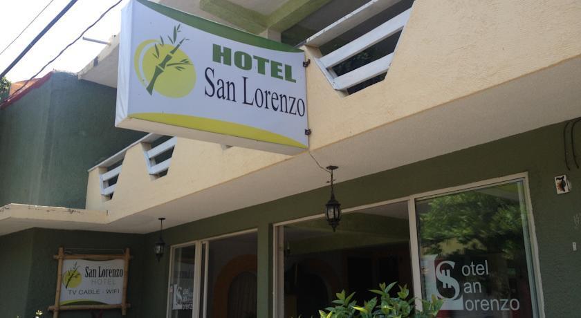 Hotel San Lorenzo Barra de Navidad Buitenkant foto