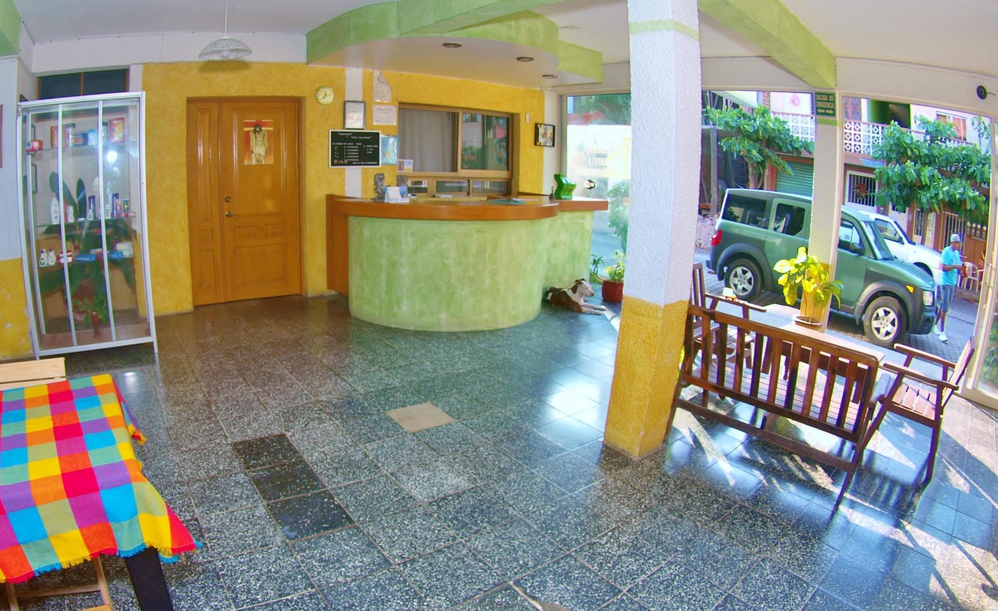 Hotel San Lorenzo Barra de Navidad Buitenkant foto
