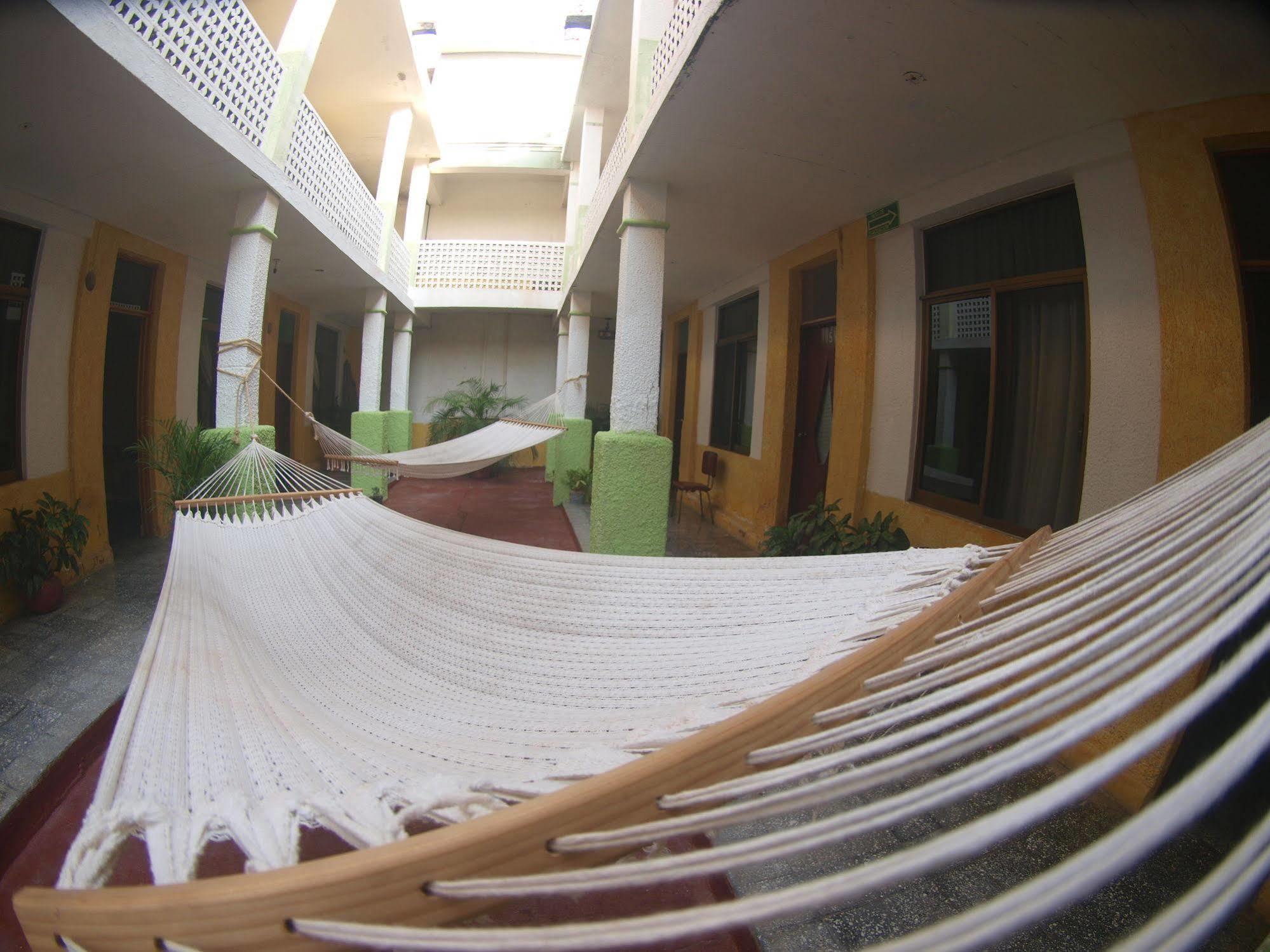 Hotel San Lorenzo Barra de Navidad Buitenkant foto